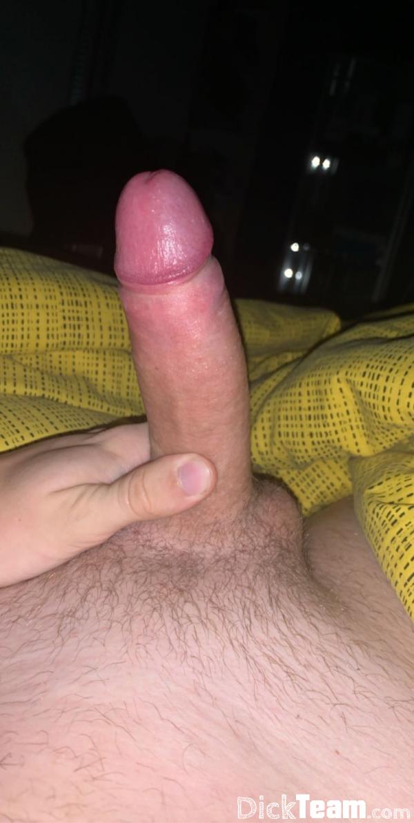 Profil de chaudxxx2019 - Homme - Hétéro - 22 ans : Plan nude gratuit : Je suis chaud et j’envoie des nudes sur demande, ajoutez les filles