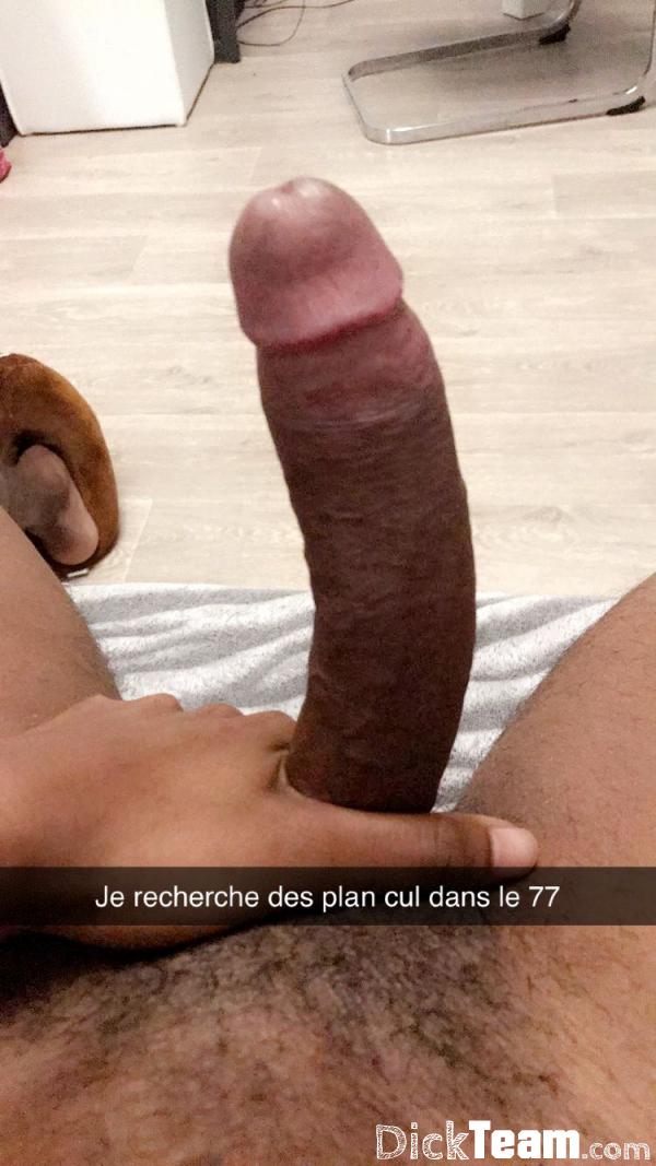 Profil de ti-kouly97two - Homme - Bi - 30 ans : Je recherche un plan cul régulier : Salut moi c’est Gaggy ajoutez moi sur snap pour qu’on puisse discuter bisous mes coquines