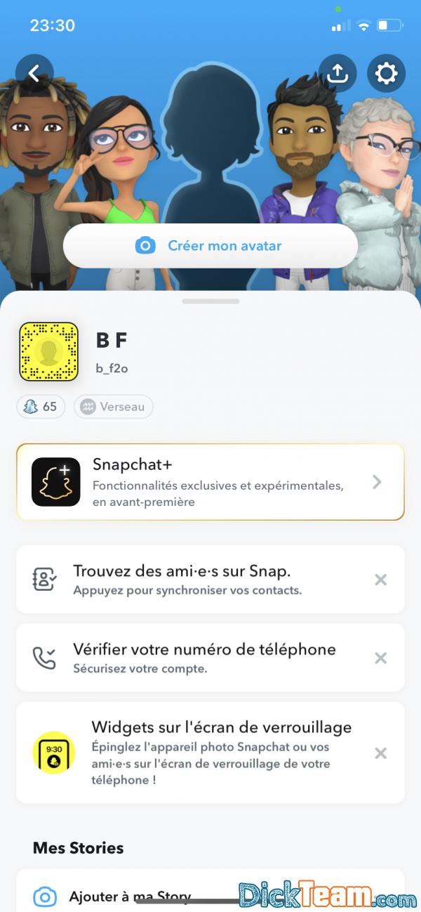 b_f2 - Homme - Bi - 23 ans : J’ai 18 ans et une bite de 13 cm je cherche des gens pour nude 