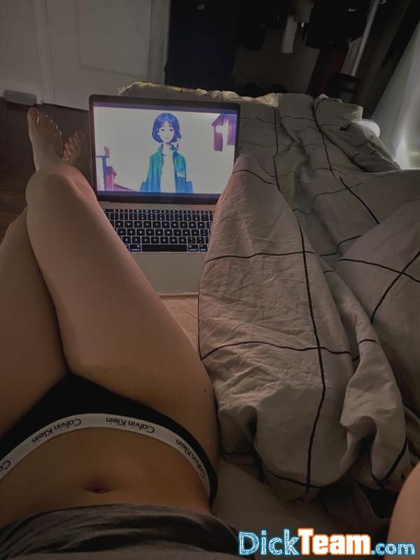 diana8282882 - Femme - Hétéro - 24 ans : Plan cul payant 