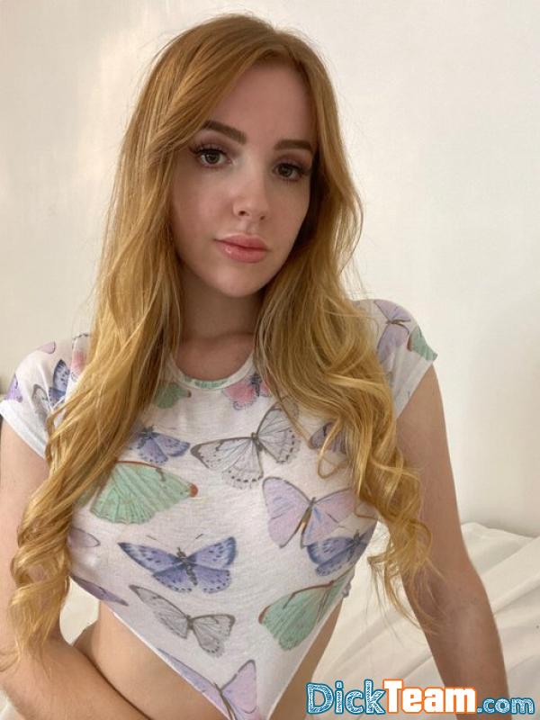 emma-watson- - Femme - Hétéro - 29 ans : Je m'appelle Emma Watson j'ai 29 ans je suis disponible pour passer un bon moment de plaisir de rencontre de baisse intéressé ????????.. numéro WhatsApp +33757843164