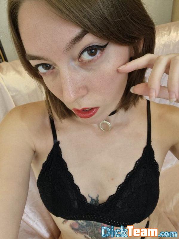 goulotte- - Femme - Hétéro - 25 ans : Escorte réel tellement chaude pour du plaisir intense 
Telegram:@paola0013
Sms ou WhatsApp:0767796717