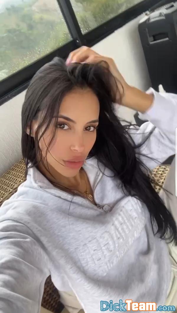 lena7325 - Femme - Hétéro - 28 ans : Telegram lenaleroux 
Whatsapp +33757839807
