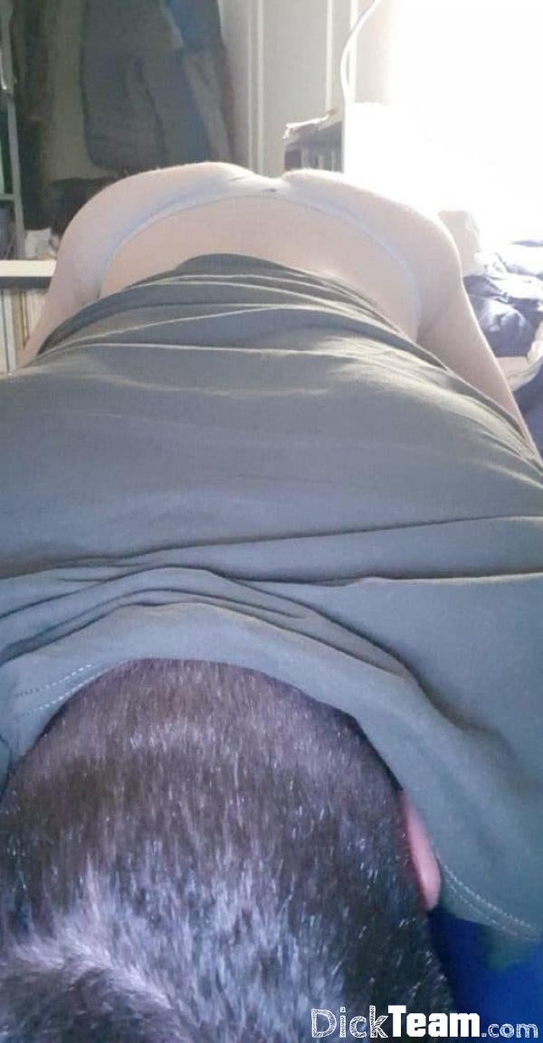 mangago69 - Homme - Gay - 22 ans : Gay lyon 18ans chaud : Nude comme une salopePk pas reel jamais faitSnap: mangago69