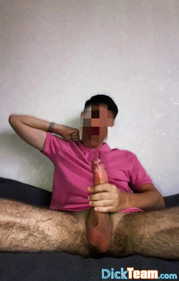 marmarbmaf- - Homme - Gay - 19 ans : Nude et soumis qui raque à leur mettre que virtuel.