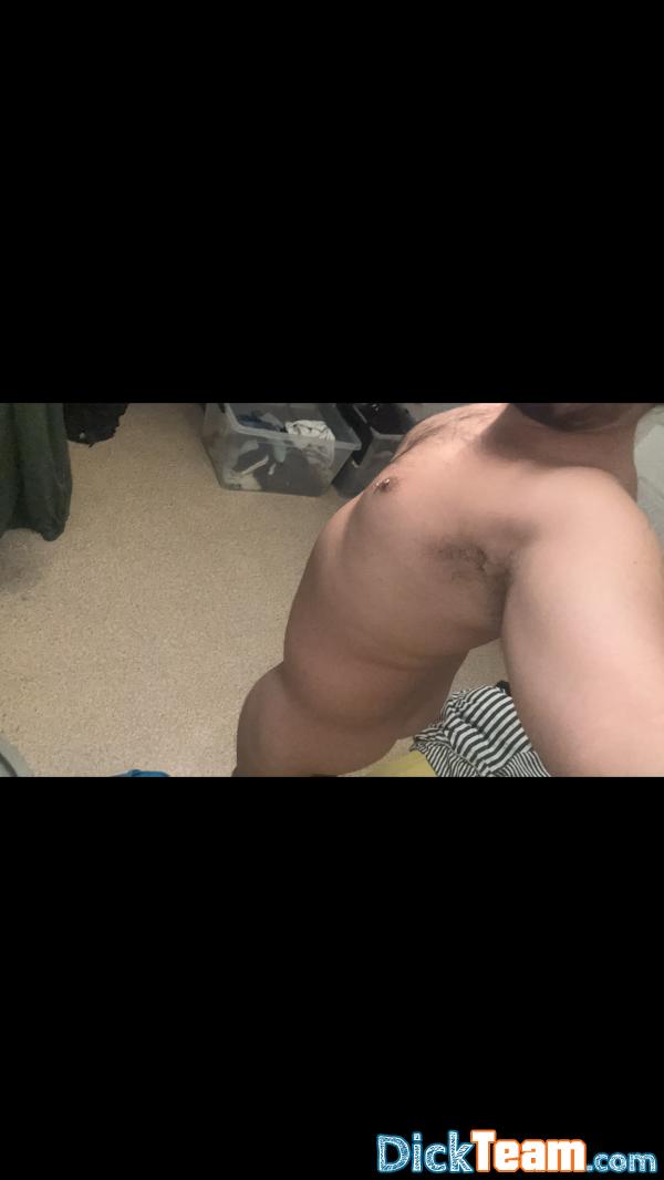 mxme - Homme - Gay - 25 ans : je nude que avec tête sinon m’ajoute pas 