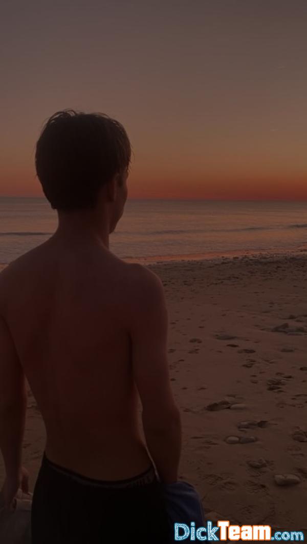 nath.pjd- - Homme - Bi - 18 ans