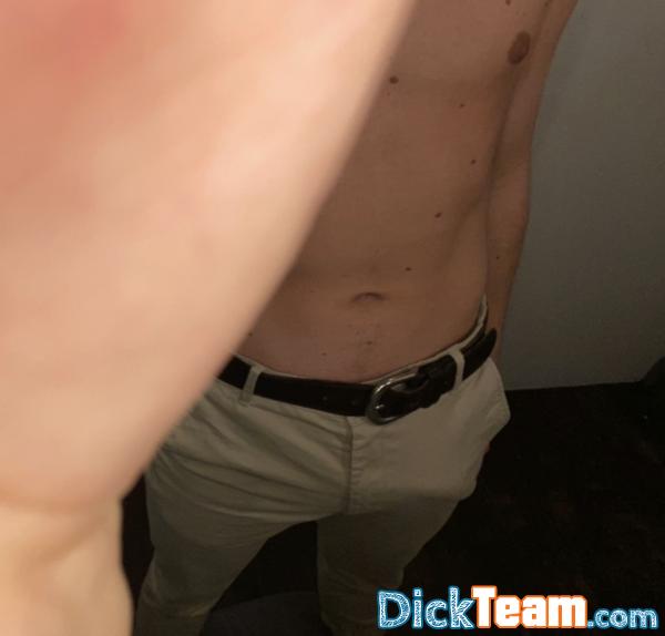 Profil de patrickdavidoff- - Homme - Hétéro - 19 ans : Viens on nud