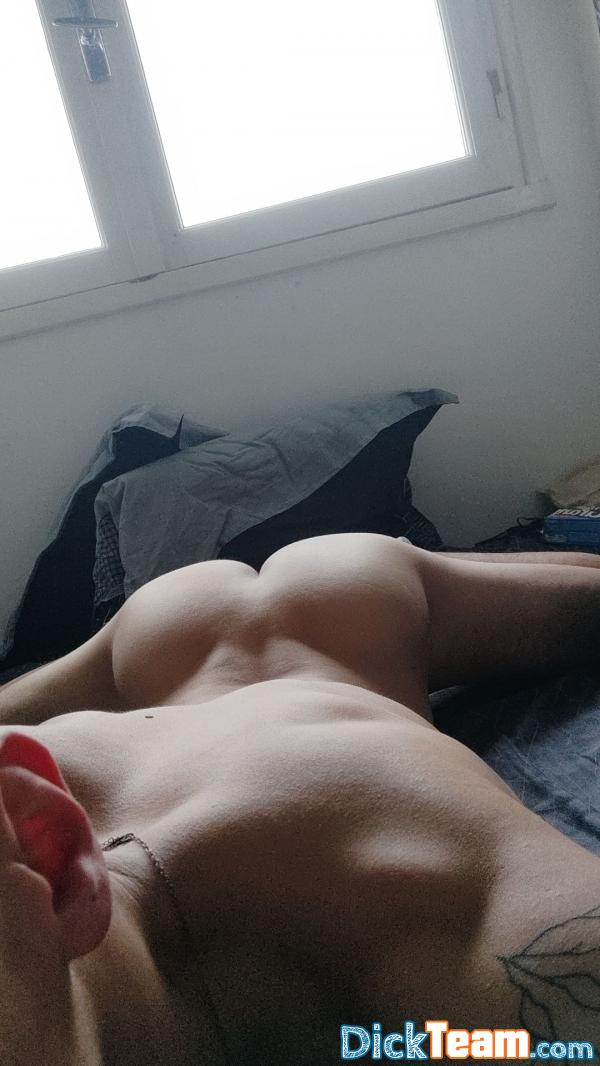 soumissnap23 - Homme - Gay - 24 ans : Nude sur snap 
