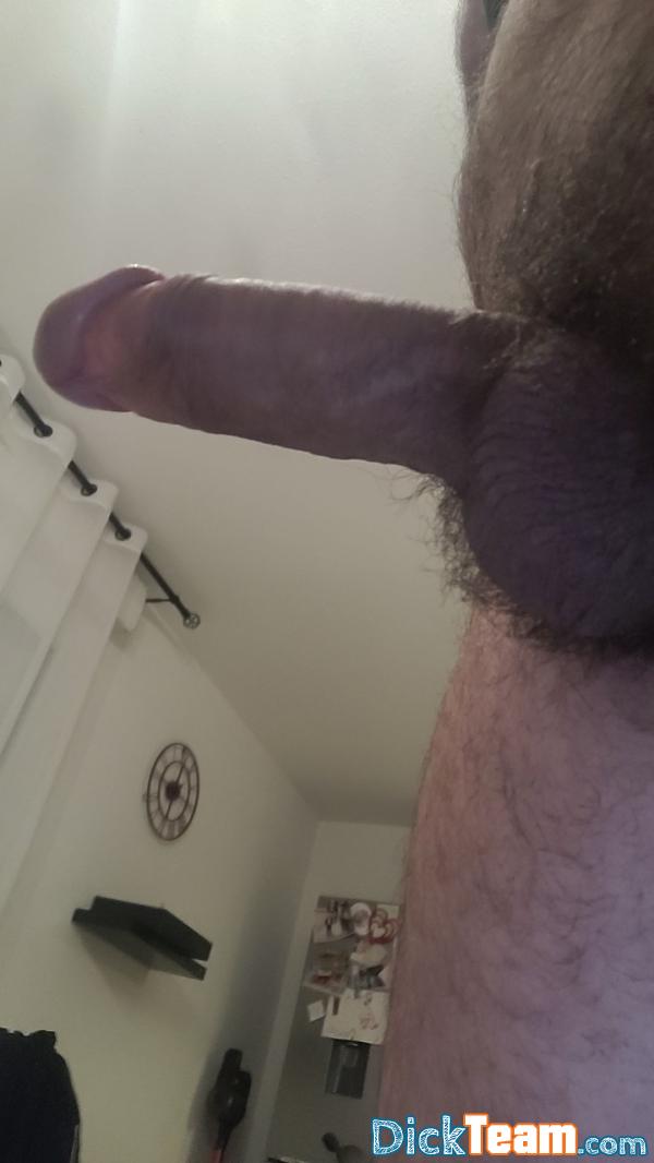 sterex - Homme - Bi - 32 ans : Mec assez exhib de son côté, aimes les bons moments sans prises de tete toujours dans le respect ;) les filles n'hésitez pas haha . Femmes ou hommes snap? ^^ ;)